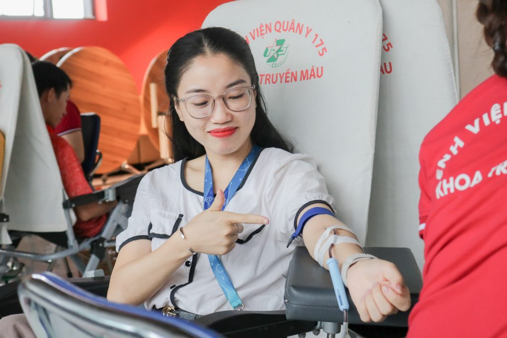 CBNV đã có mặt từ sớm để tham gia Ngày hội, trao gửi những giọt máu hồng đến các bệnh nhân trên địa bàn TP.HCM